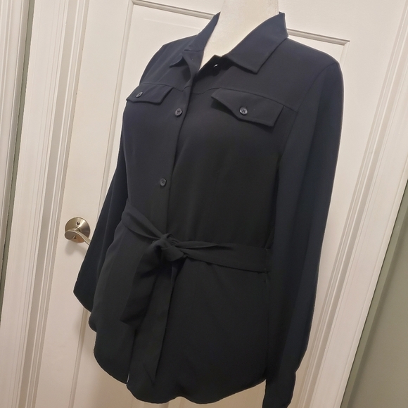 New York & Company Black Button Front With Tie Shirt Size Large - Picture 5 of 9
